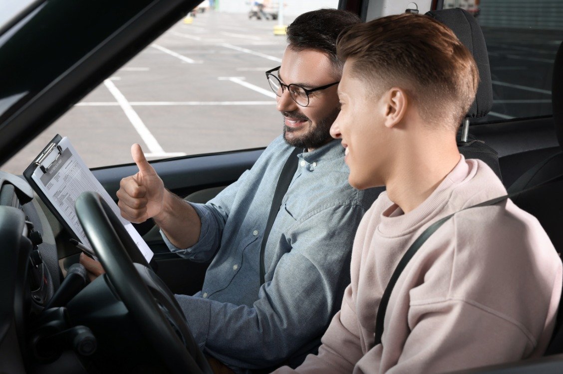 Choosing the Right Defensive Driving Course in San Antonio
